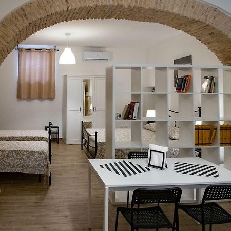 Appartement Casa Concerie Quattro à Sulmona Extérieur photo