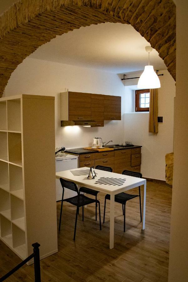 Appartement Casa Concerie Quattro à Sulmona Extérieur photo